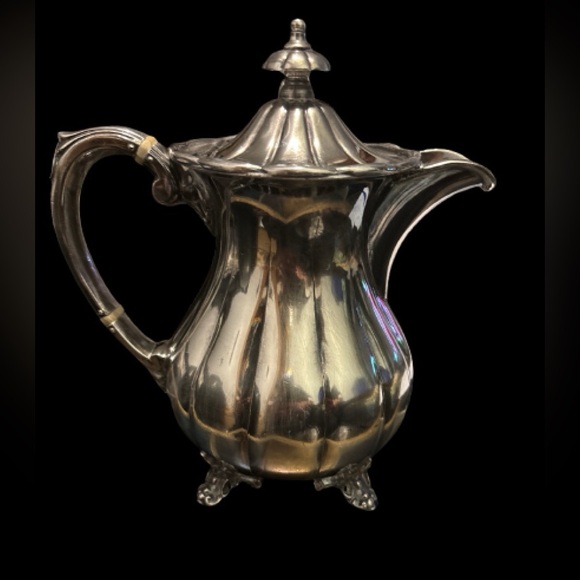 The Hannow Silver Company Primrose Plate Silver Coffee/ Teapot - Picture 3 of 9